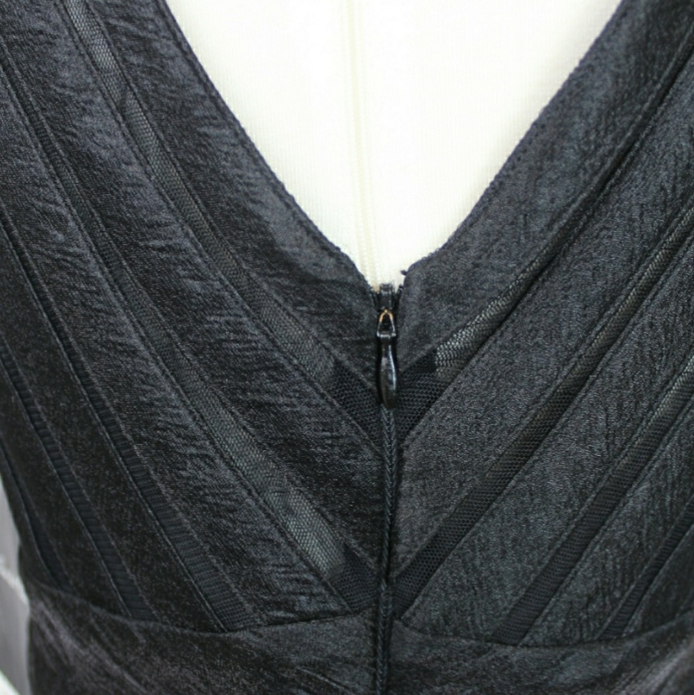 Scarlet Nite black Illusion Shutter Pleated Dress - Picture 4 of 5